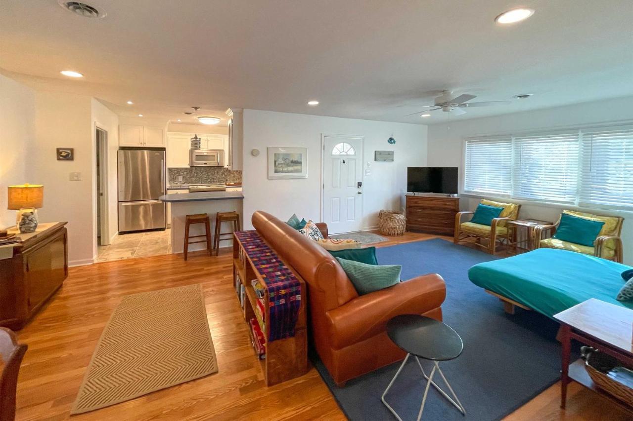 Oak Island Cottage Minutes To Long Beach! Luaran gambar