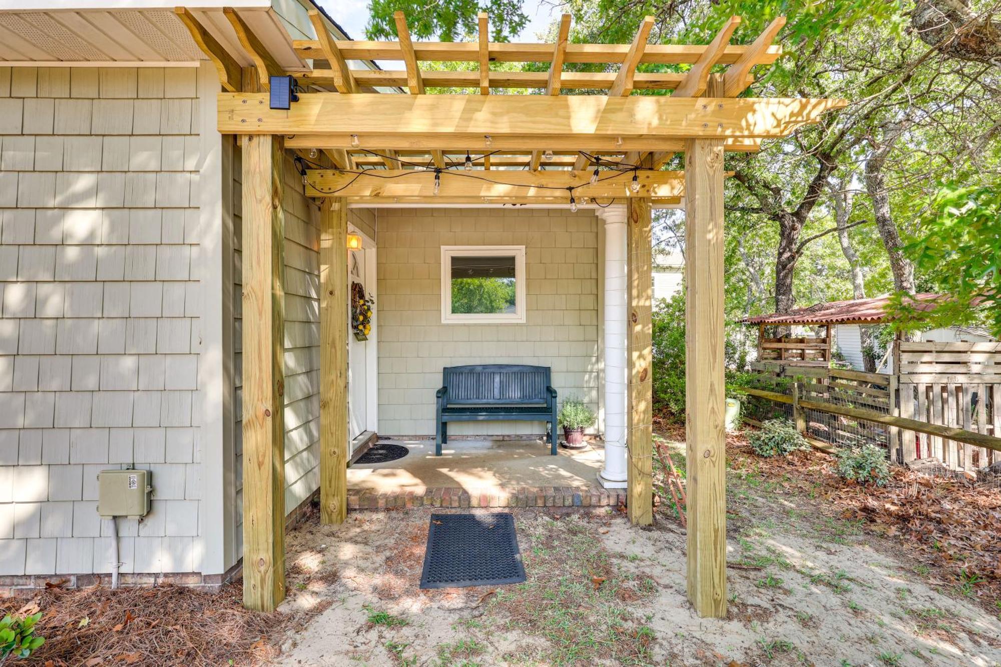 Oak Island Cottage Minutes To Long Beach! Luaran gambar